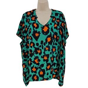 Cabi Top Rita 5023 Leopard Print V-Neck Women M Flowy Preppy Dopamine Artsy Work